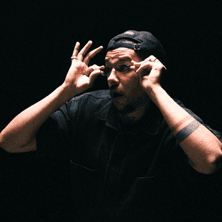 YAGO OPROPRIO NO CIRCO VOADOR